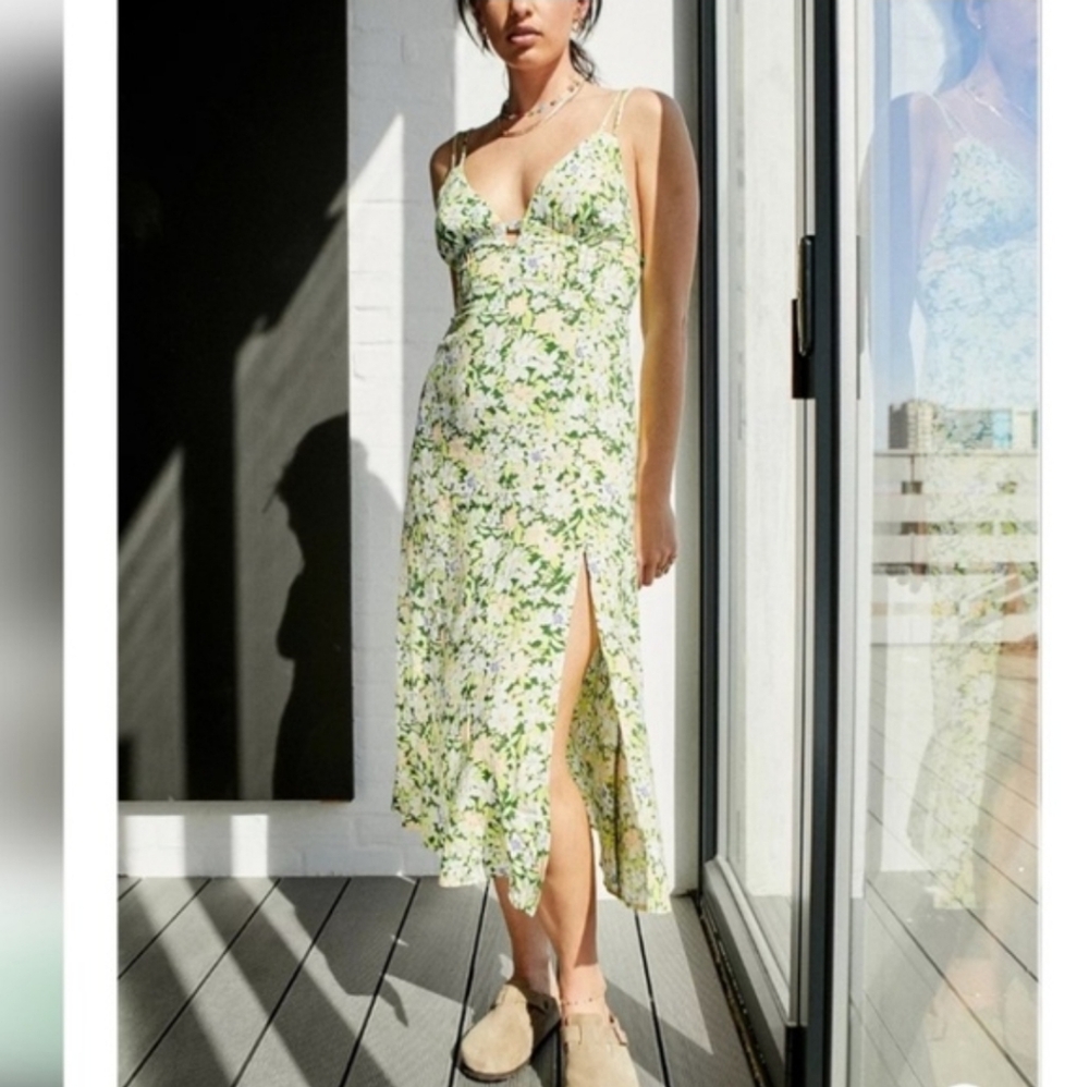 Urban Outfitters Green Floral Spring Midi Dress Side Slit Lined Size Small Linen